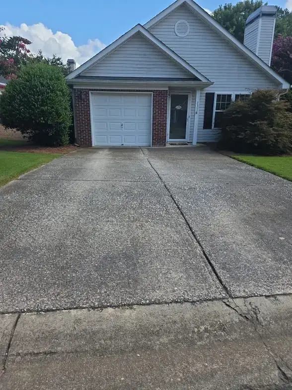 House wash and camper cleaning in Canton, GA